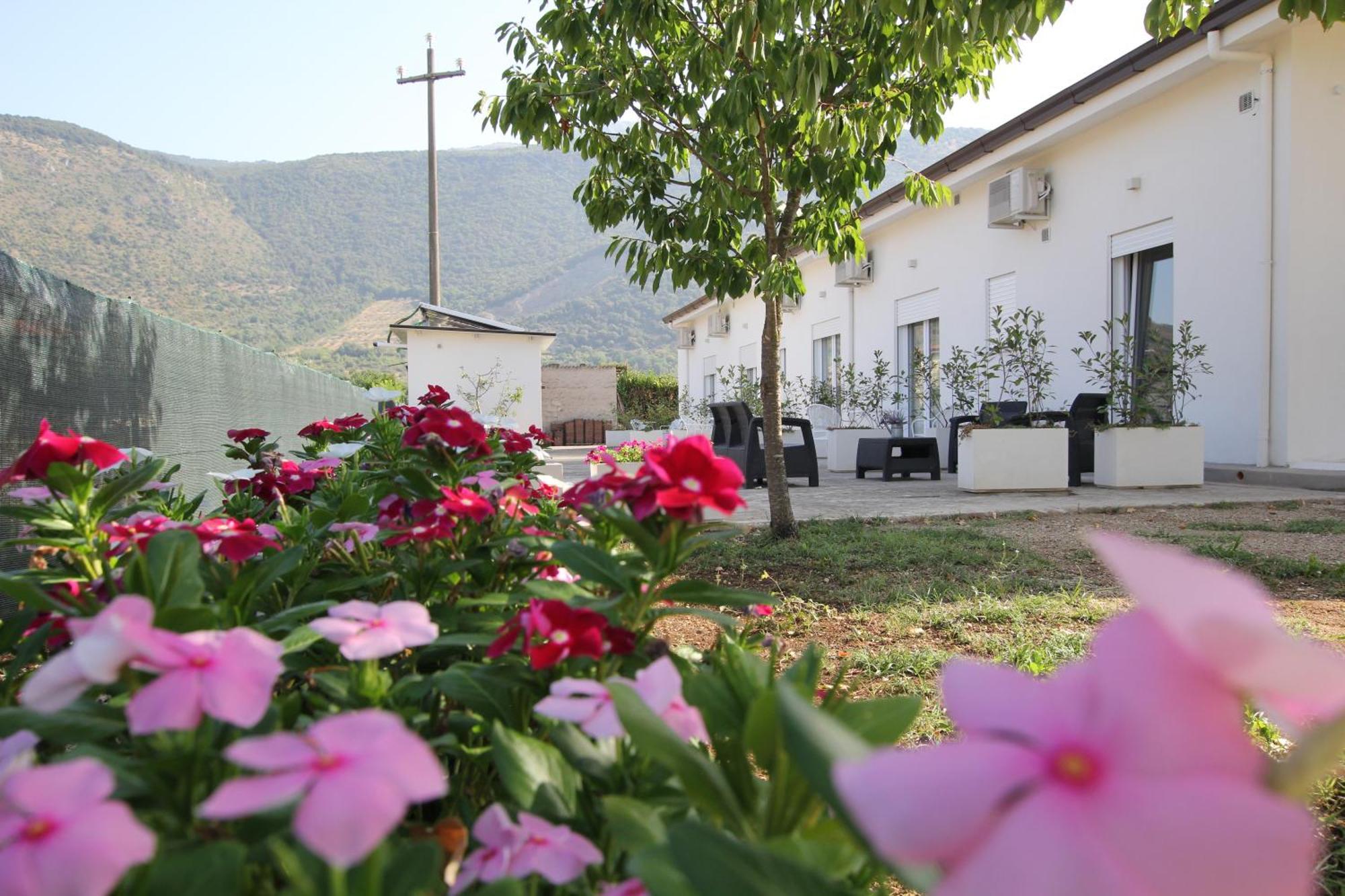 Villa Capodacqua Castrocielo Buitenkant foto